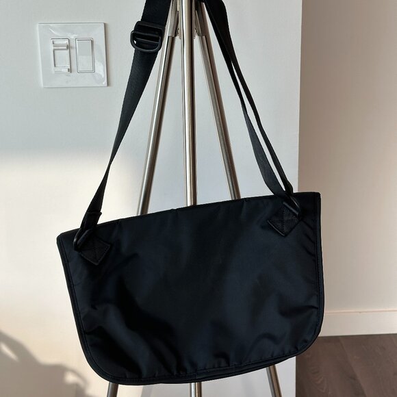 Jansport LARIMER CROSSBODY BAG Black Worn Once - Picture 8 of 8